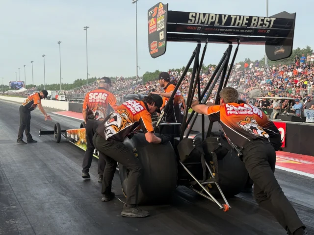 Pushing forward. 💪🏻 #NewEnglandNats 

@scagracing | @scagmowers | @nhra | @impactbymcs | @mactools38 | @mobil1racing | @mobil1 | @fasttz1 

#NHRA #TopFuel #Dragster #Nitro