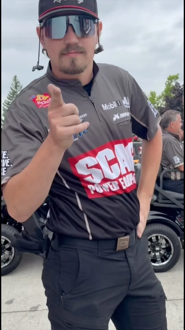 What would your walk out song be? 🤪 #NorwalkNats 

@scagracing | @scagmowers | @nhra | @impactbymcs | @mactools38 | @mobil1racing | @mobil1 | @fasttz1 

#NHRA #TopFuel #Dragster #SimplyTheBrave