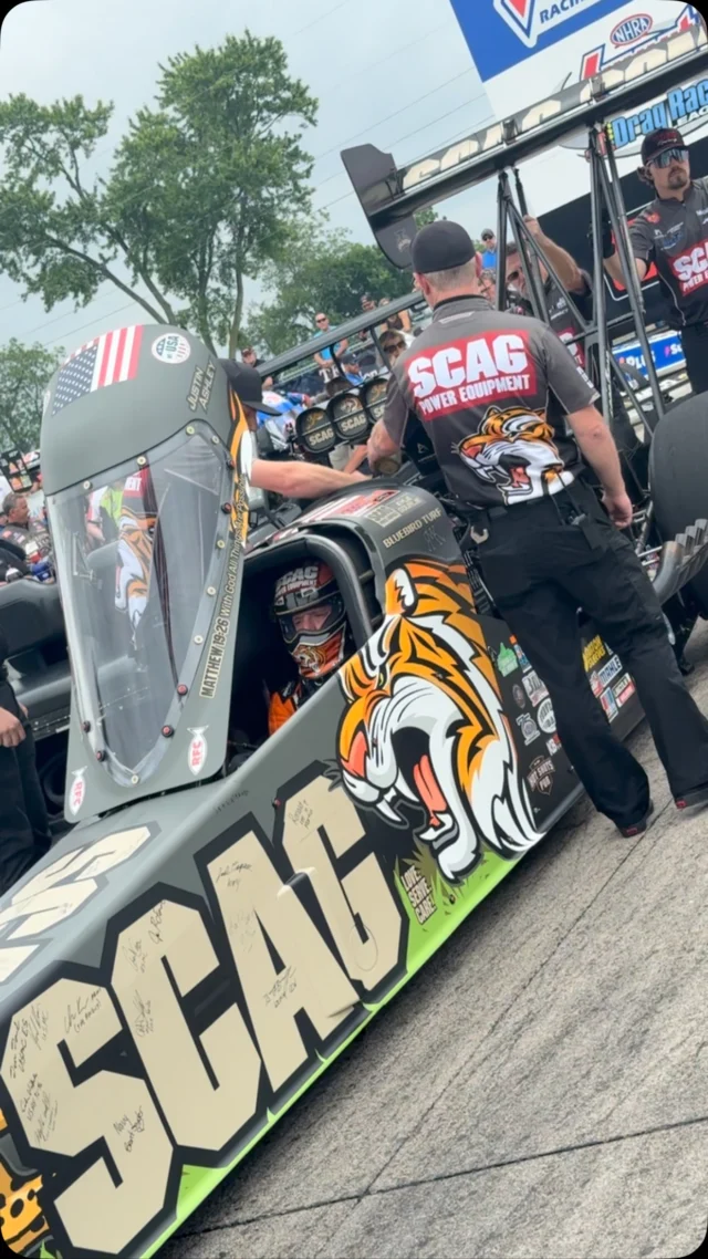 Let’s get it STARTED!

@scagracing | @scagmowers | @nhra | @impactbymcs | @mactools38 | @mobil1racing | @mobil1 | @fasttz1 

#DragRacing #NHRA #TopFuel #Dragster #Fast