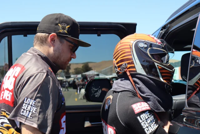 Suiting up for the battle. 💪🏻

@scagracing | @scagmowers | @nhra | @impactbymcs | @mactools38 | @mobil1racing | @mobil1 | @fasttz1 

#DragRacing #NHRA #TopFuel #Dragster #Fast
